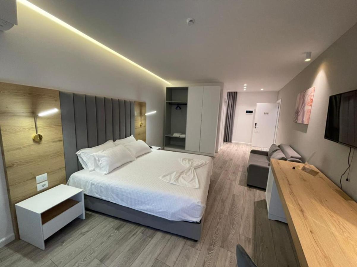 Ebbi Hotel Hotell 4*