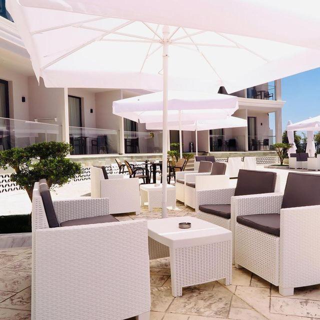 Ebbi Hotel Hotell Dhërmi